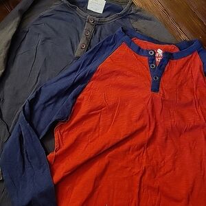 🌻3 for $15 • Bundle of 2 Shirts